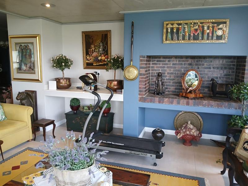 4 Bedroom Property for Sale in Graanendal Western Cape